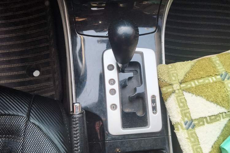 Used Mazda 6 2008 2.0L Automatic Fashion Edition Gear Lever