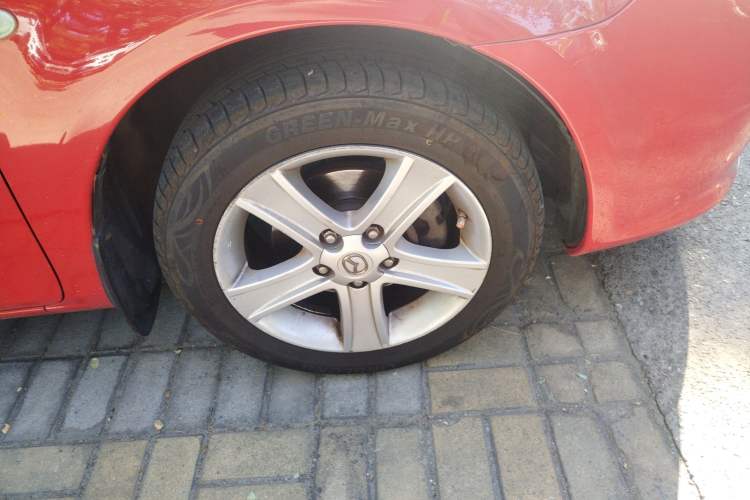 Used Mazda 6 2008 2.0L Automatic Fashion Edition Right Front Wheel Hub