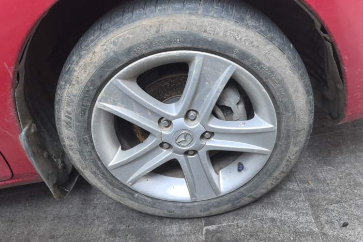 Used Mazda 6 2008 2.0L Automatic Fashion Edition Right Front Wheel Hub