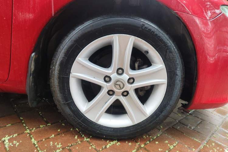 Used Mazda 6 2008 2.0L Automatic Fashion Edition Right Front Wheel Hub