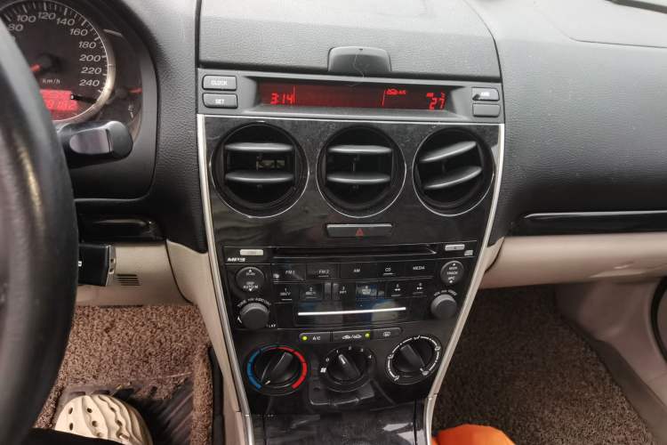 Used Mazda 6 2008 2.0L Automatic Fashion Edition Audio And AC Panel