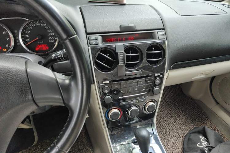 Used Mazda 6 2008 2.0L Automatic Fashion Edition Audio And AC Panel