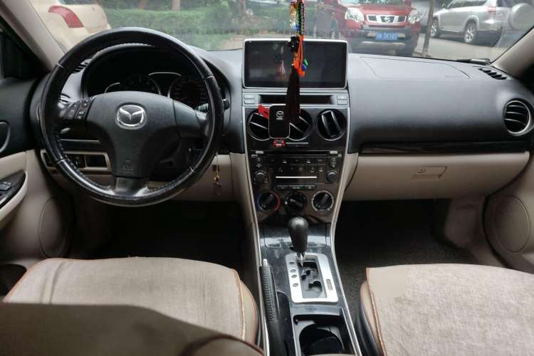 Used Mazda 6 2008 2.0L Automatic Fashion Edition Center Console