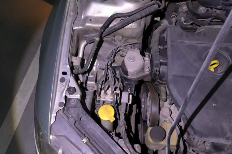 Used Mazda 6 2008 2.0L Automatic Fashion Edition Engine Bay Right