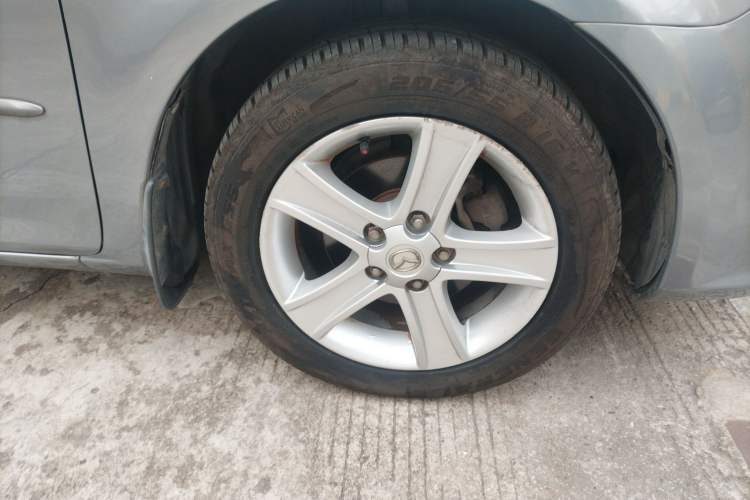 Used Mazda 6 2008 2.0L Automatic Fashion Edition Right Front Wheel Hub