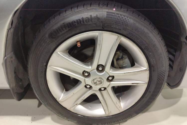 Used Mazda 6 2008 2.0L Automatic Fashion Edition Right Front Wheel Hub