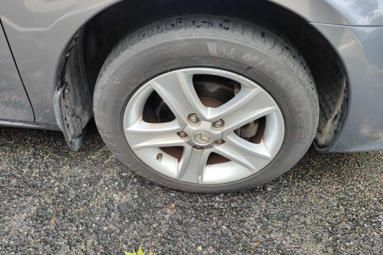 Used Mazda 6 2008 2.0L Automatic Fashion Edition Right Front Wheel Hub