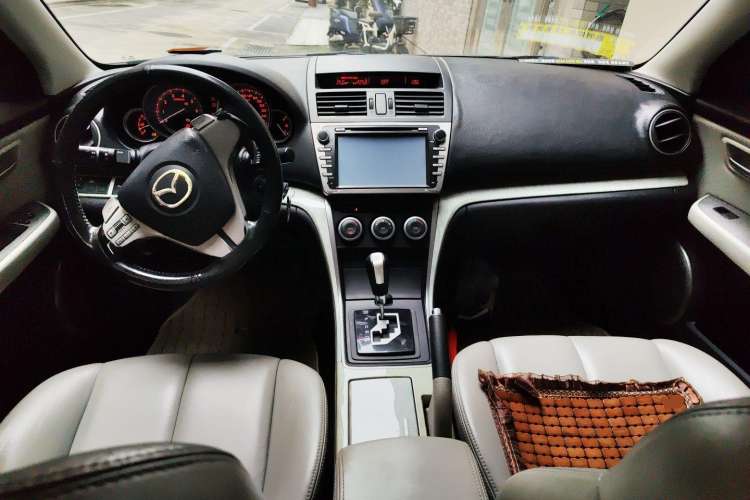 Used Mazda 6 2009 2.5L Automatic Prestige Edition Center Console