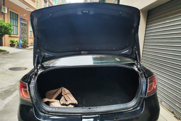 Used Mazda 6 2009 2.5L Automatic Prestige Edition Trunk