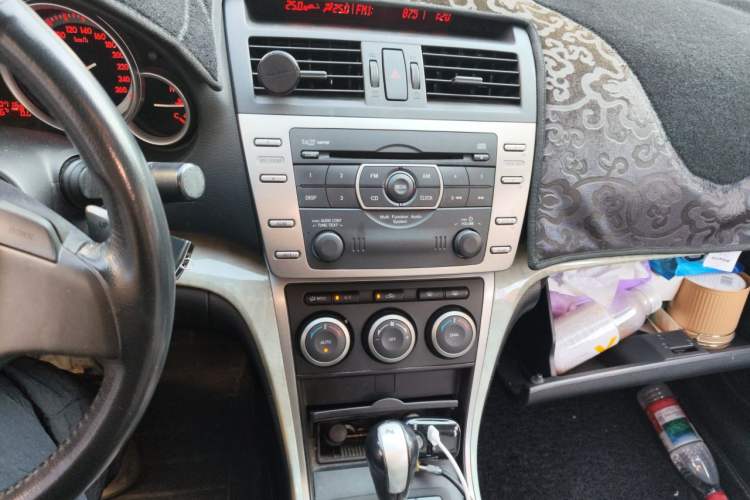 Used Mazda 6 2009 2.5L Automatic Prestige Edition Audio And AC Panel