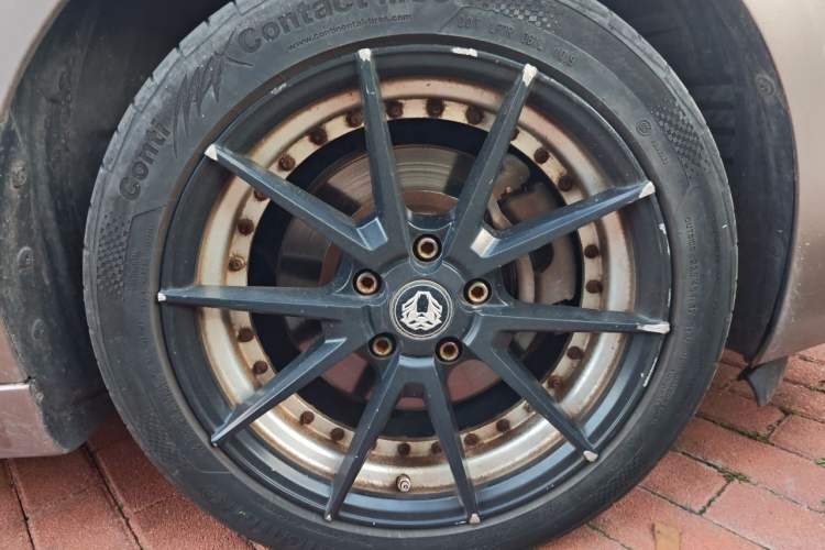Used Mazda 6 2009 2.5L Automatic Supreme Edition Right Front Wheel Hub