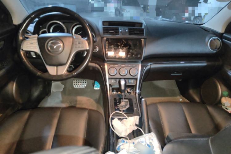 Used Mazda 6 2009 2.5L Automatic Supreme Edition Center Console