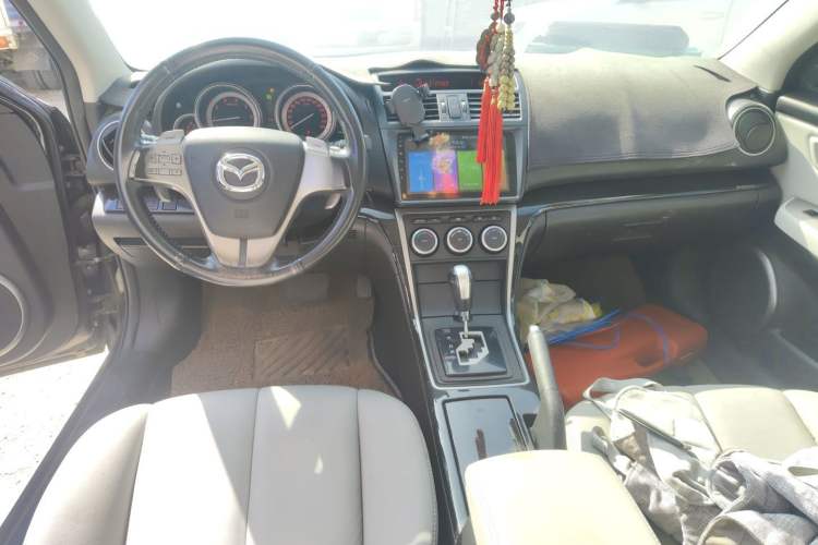 Used Mazda 6 2009 2.5L Automatic Prestige Edition Center Console