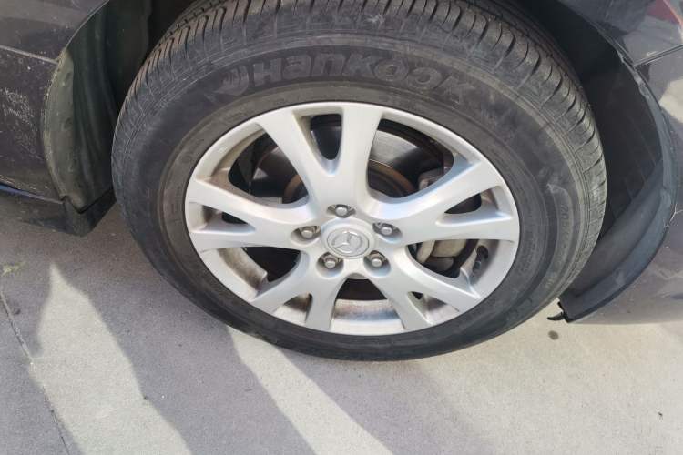 Used Mazda 6 2009 2.5L Automatic Supreme Edition Right Front Wheel Hub