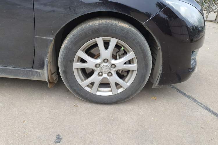 Used Mazda 6 2009 2.5L Automatic Supreme Edition Right Front Wheel Hub