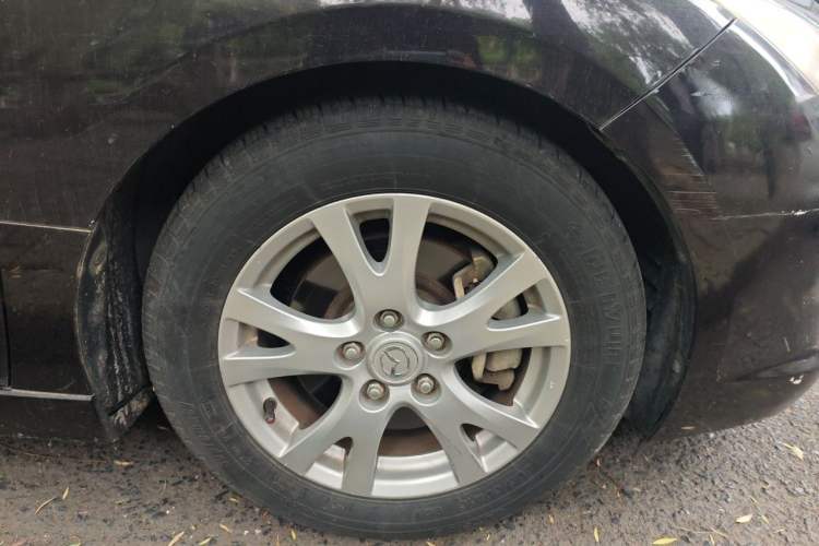 Used Mazda 6 2009 2.5L Automatic Supreme Edition Right Front Wheel Hub