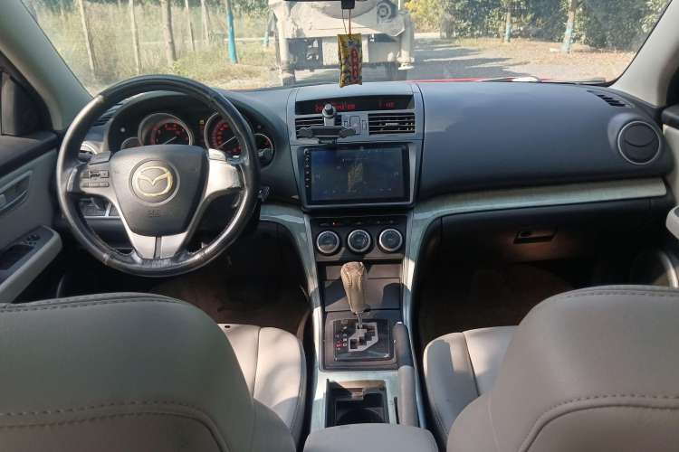 Used Mazda 6 2009 2.5L Automatic Prestige Edition Center Console