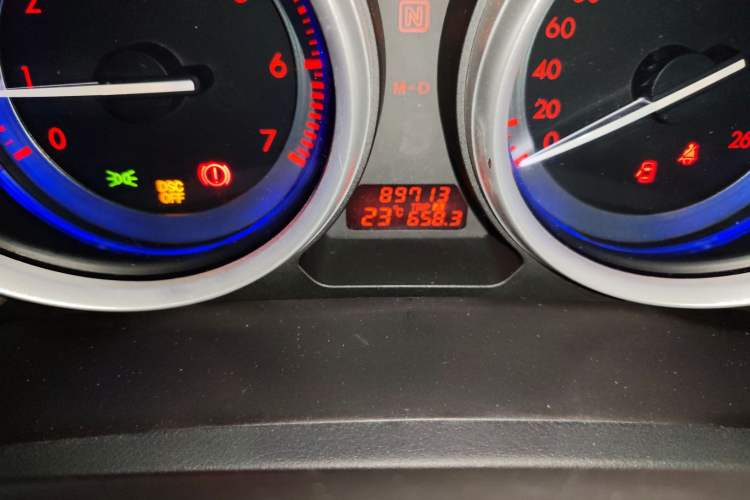 Used Mazda 6 2009 2.5L Automatic Supreme Edition Odometer Close Up