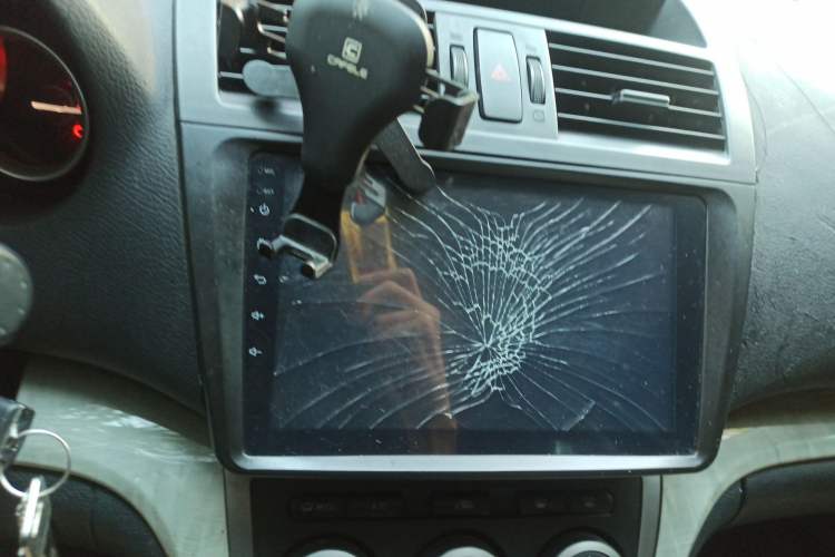 Used Mazda 6 2010 2.0L Manual Transmission Audio And AC Panel