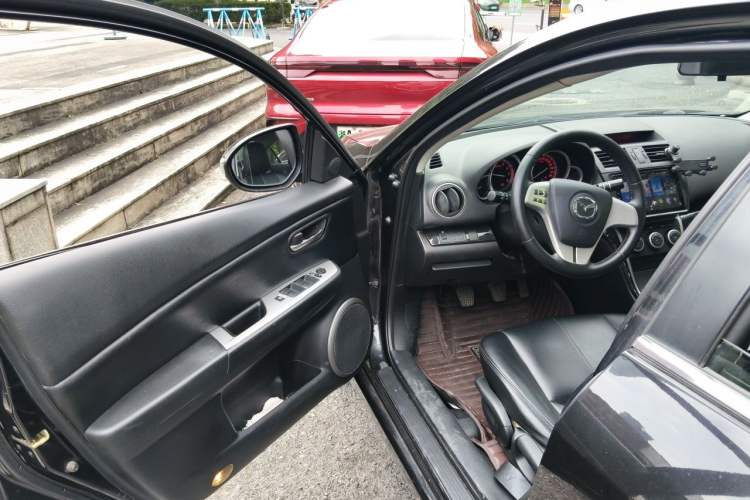 Used Mazda 6 2010 2.0L Manual Transmission Driver Seat