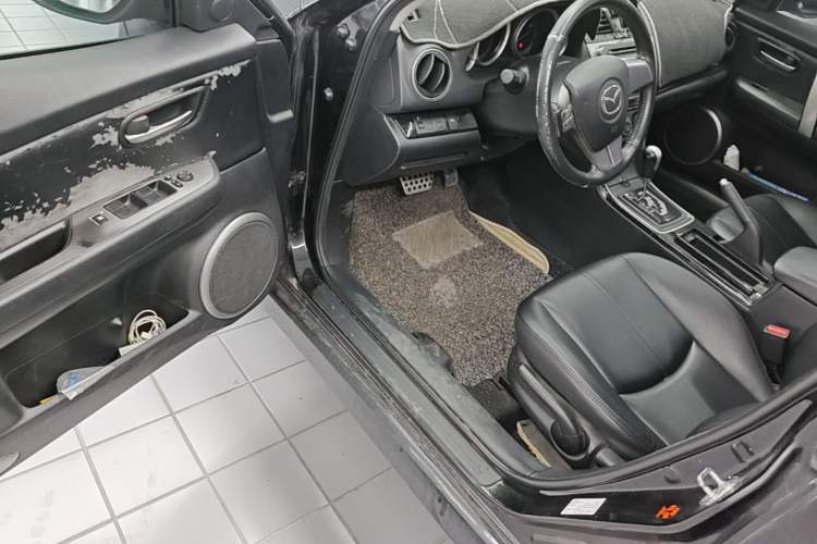Used Mazda 6 2010 Coupe 2.0L Automatic Luxury Edition Driver Seat