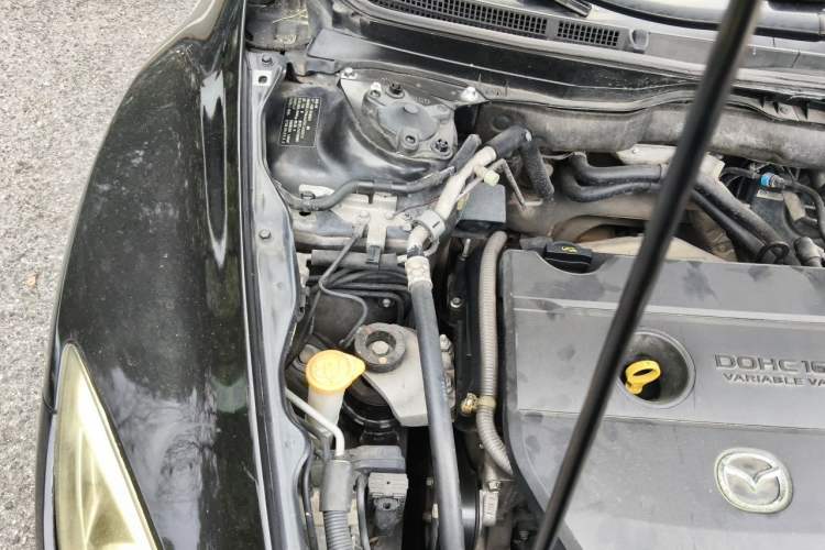 Used Mazda 6 2010 2.0L Manual Transmission Engine Bay Right