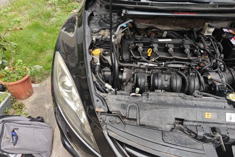 Used Mazda 6 2010 Coupe 2.0L Automatic Luxury Edition Engine Bay Right