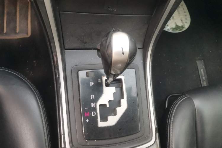 Used Mazda 6 2010 Coupe 2.0L Automatic Luxury Edition Gear Lever