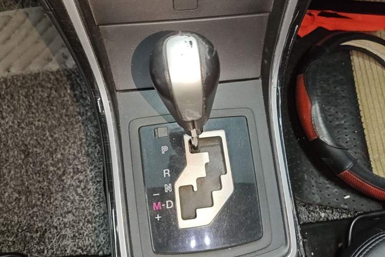 Used Mazda 6 2010 Coupe 2.0L Automatic Luxury Edition Gear Lever