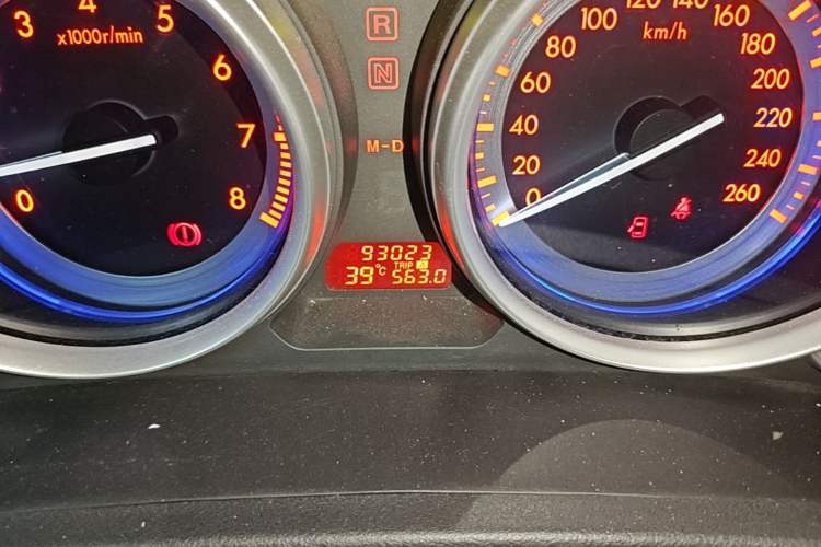 Used Mazda 6 2010 Coupe 2.0L Automatic Luxury Edition Odometer Close Up