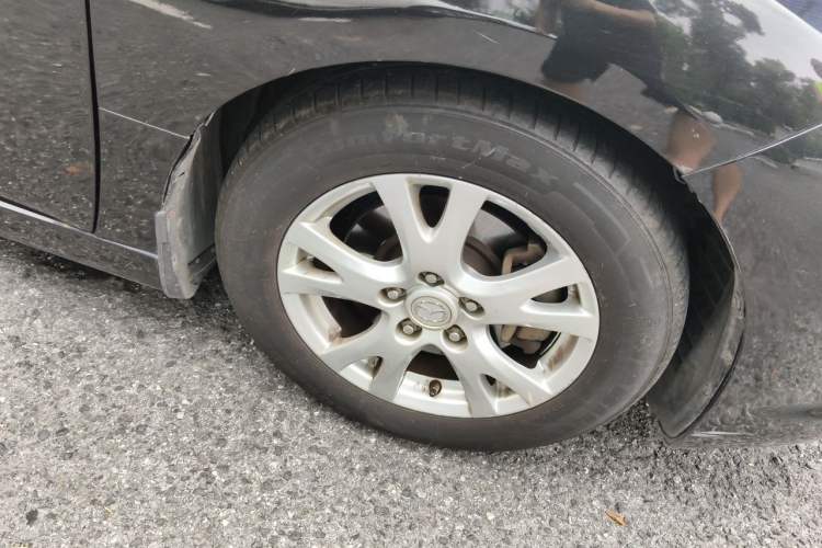 Used Mazda 6 2010 2.0L Manual Transmission Right Front Wheel Hub