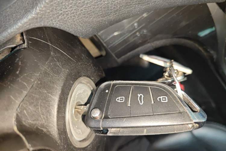 Used Mazda 6 2010 Coupe 2.0L Automatic Luxury Edition Vehicle Key