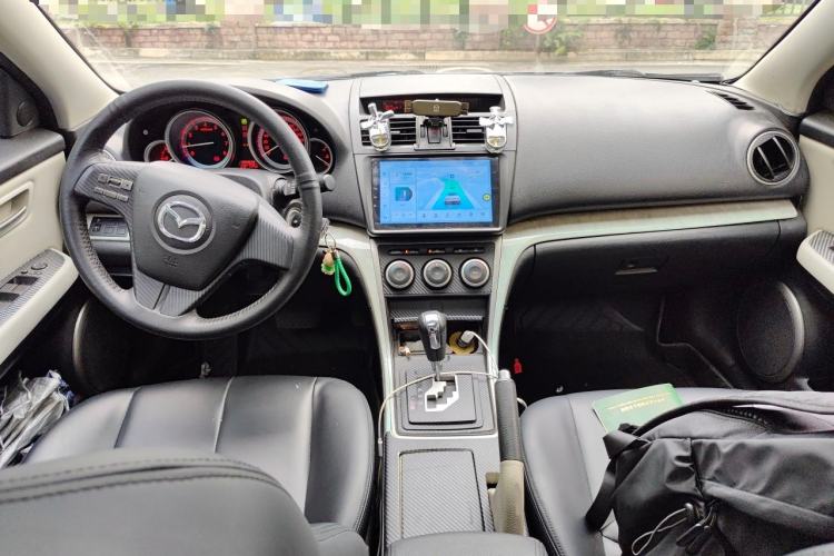 Used Mazda 6 2010 2.0L Automatic Luxury Edition Center Console