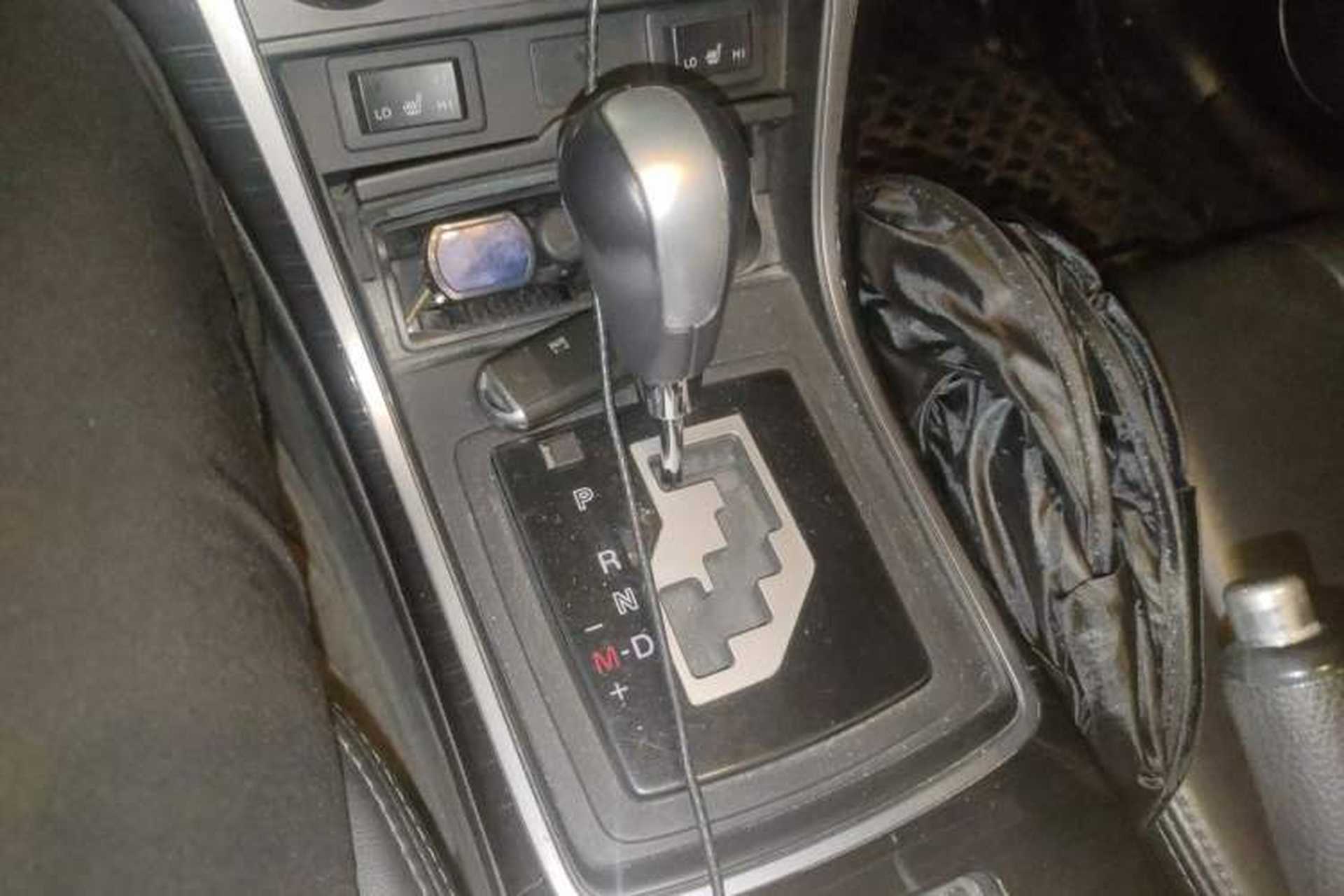 Used Mazda 6 2010 Coupe 2.5L Automatic Supreme Edition Gear Lever