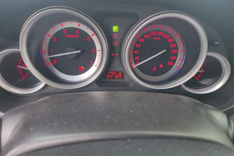 Used Mazda 6 2010 Coupe 2.5L Automatic Supreme Edition Odometer Close Up