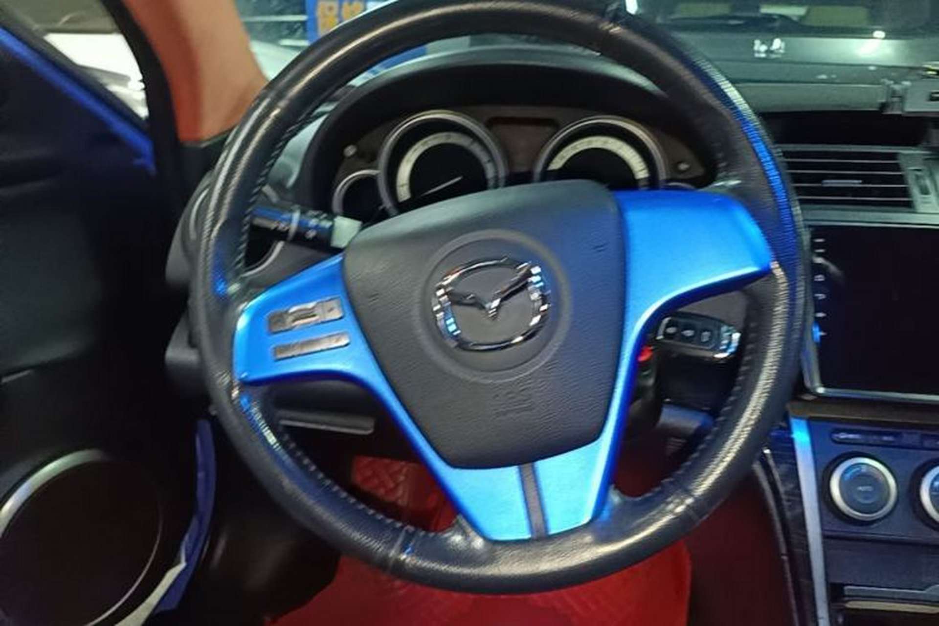 Used Mazda 6 2010 Coupe 2.0L Automatic Luxury Edition Steering Wheel
