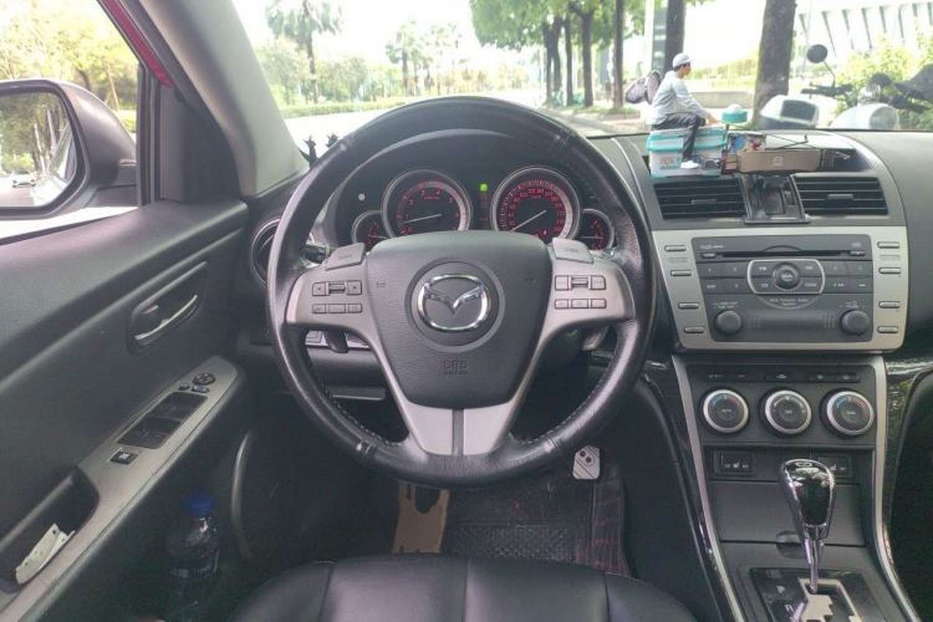 Used Mazda 6 2010 Coupe 2.5L Automatic Supreme Edition Steering Wheel