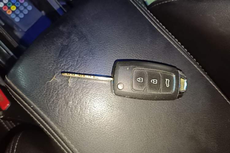 Used Mazda 6 2010 Coupe 2.0L Automatic Luxury Edition Vehicle Key