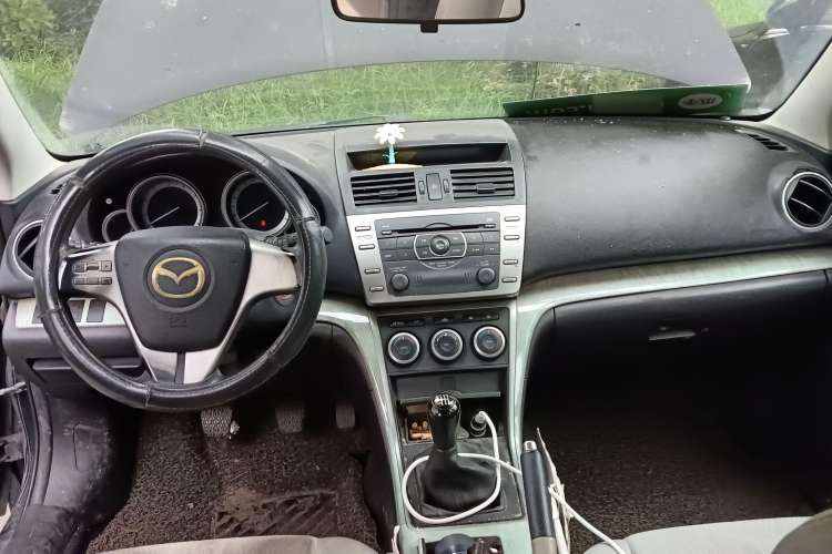 Used Mazda 6 2010 2.0L Manual Transmission Center Console