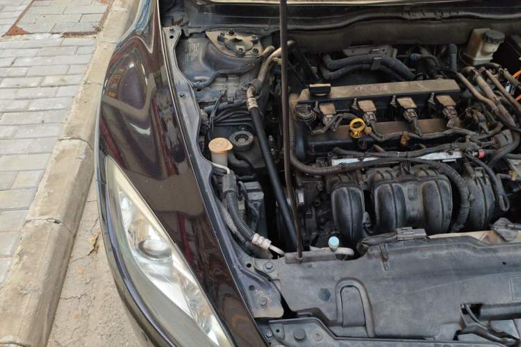 Used Mazda 6 2010 2.0L Automatic Luxury Edition Engine Bay Right