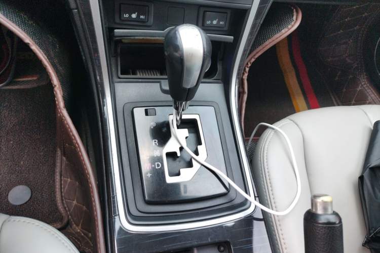 Used Mazda 6 2010 Coupe 2.5L Automatic Supreme Edition Gear Lever