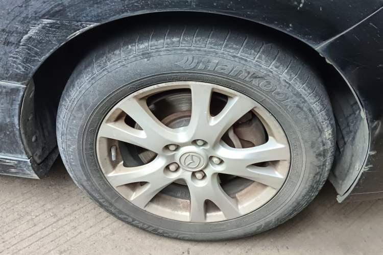 Used Mazda 6 2010 2.0L Manual Transmission Right Front Wheel Hub