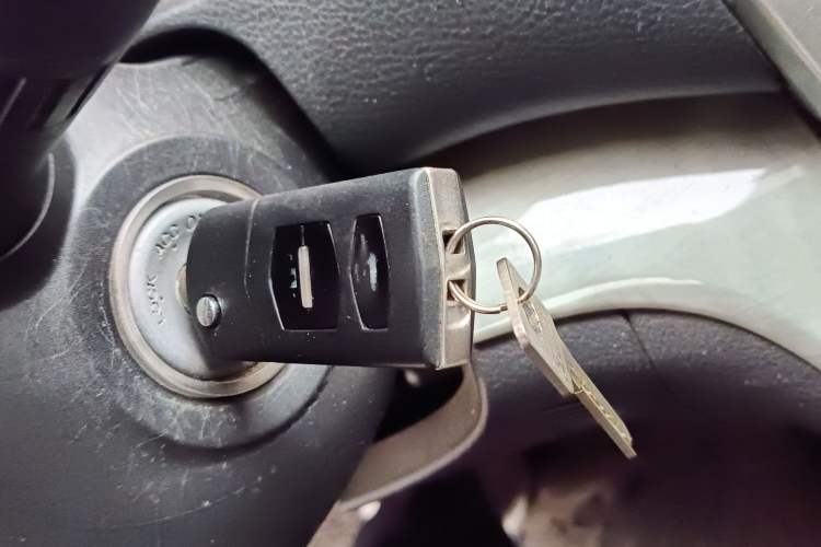 Used Mazda 6 2010 2.0L Manual Transmission Vehicle Key