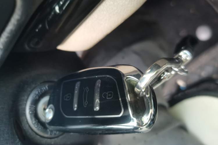 Used Mazda 6 2010 2.0L Automatic Luxury Edition Vehicle Key