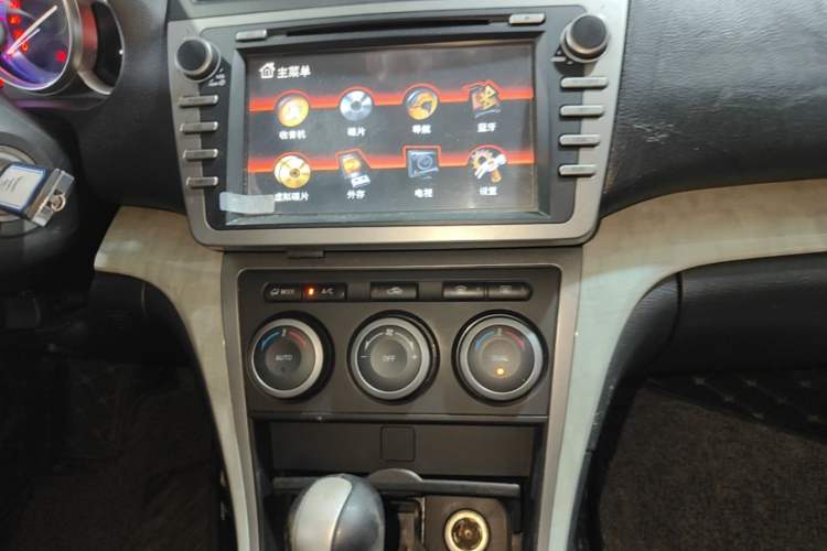 Used Mazda 6 2010 2.0L Automatic Luxury Edition Audio And AC Panel