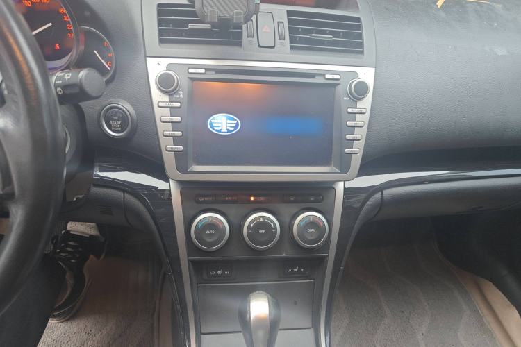 Used Mazda 6 2010 Coupe 2.5L Automatic Supreme Edition Audio And AC Panel