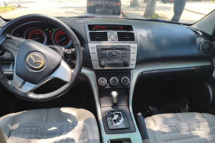 Used Mazda 6 2010 2.0L Automatic Luxury Edition Center Console