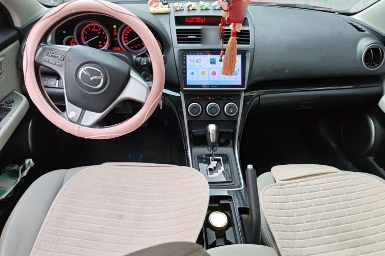 Used Mazda 6 2010 2.0L Automatic Luxury Edition Center Console