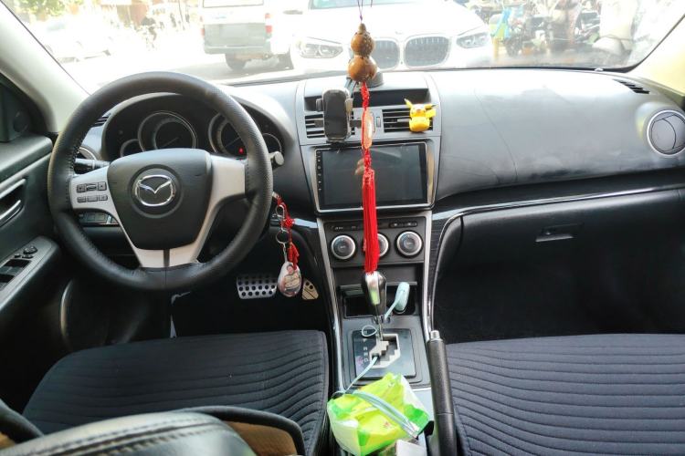 Used Mazda 6 2010 Coupe 2.0L Automatic Luxury Edition Center Console