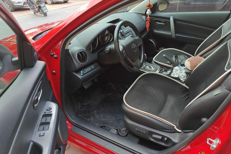 Used Mazda 6 2010 Coupe 2.0L Automatic Luxury Edition Driver Seat